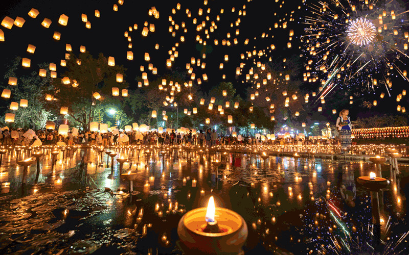 10 différents types de krathongs pour le festival de Loi Krathong 2023 2024