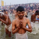 Um guia para visitar a maior reunião religiosa da Índia: Maha Kumbh Mela